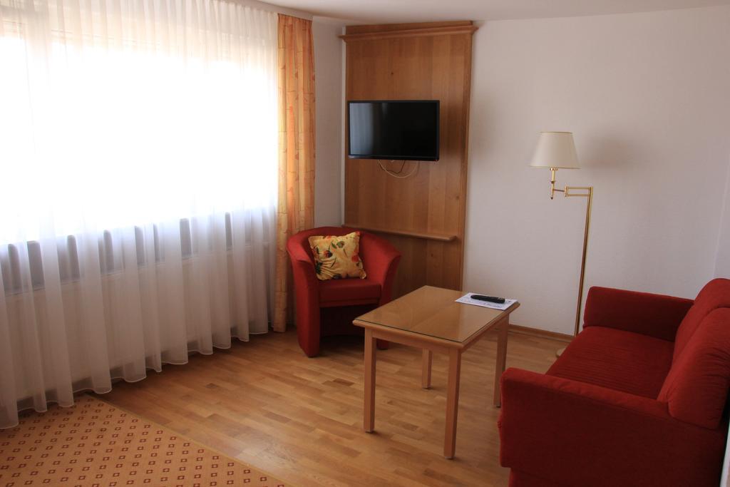 Hotel Am Schloss Darmstaedter Hof Bad Homburg vor der Höhe Habitación foto