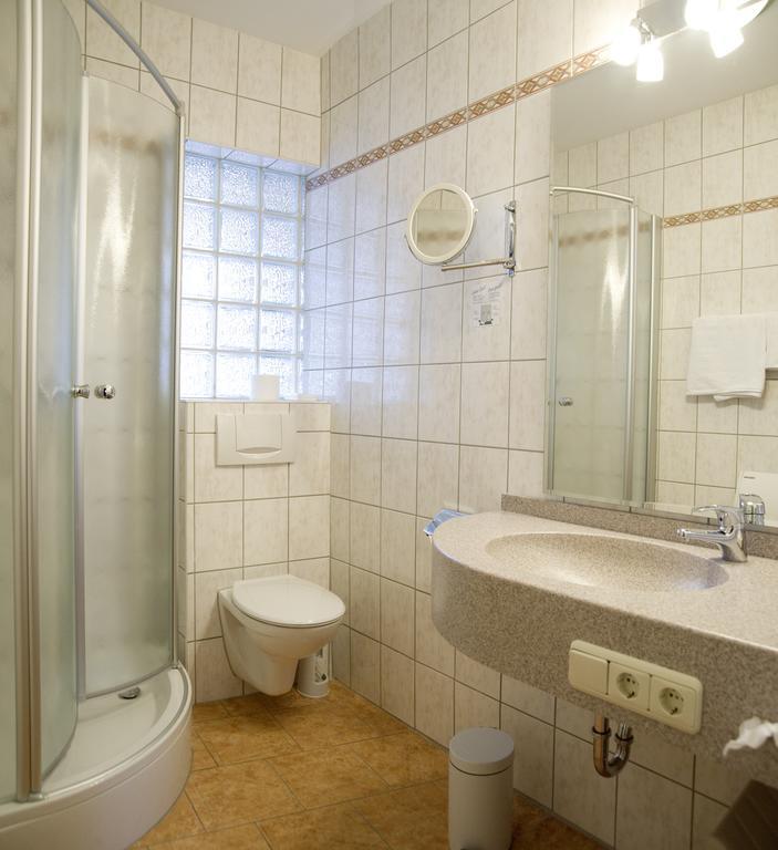 Hotel Am Schloss Darmstaedter Hof Bad Homburg vor der Höhe Habitación foto